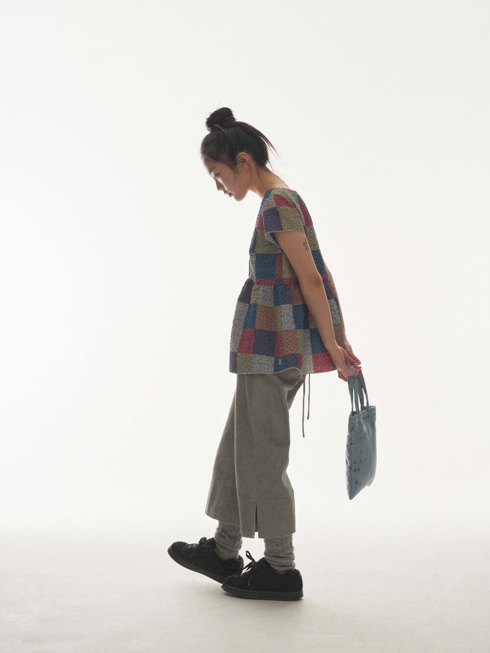 ☆LE SSERAFIM サクラ 着用！！【COYSEIO】PINTUCK BLOUSE MULTI