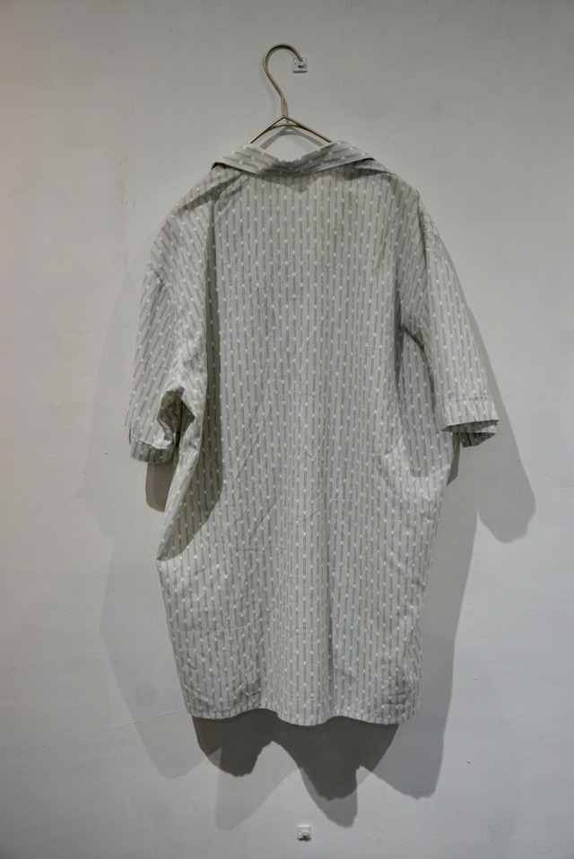 unknown s/s shirt