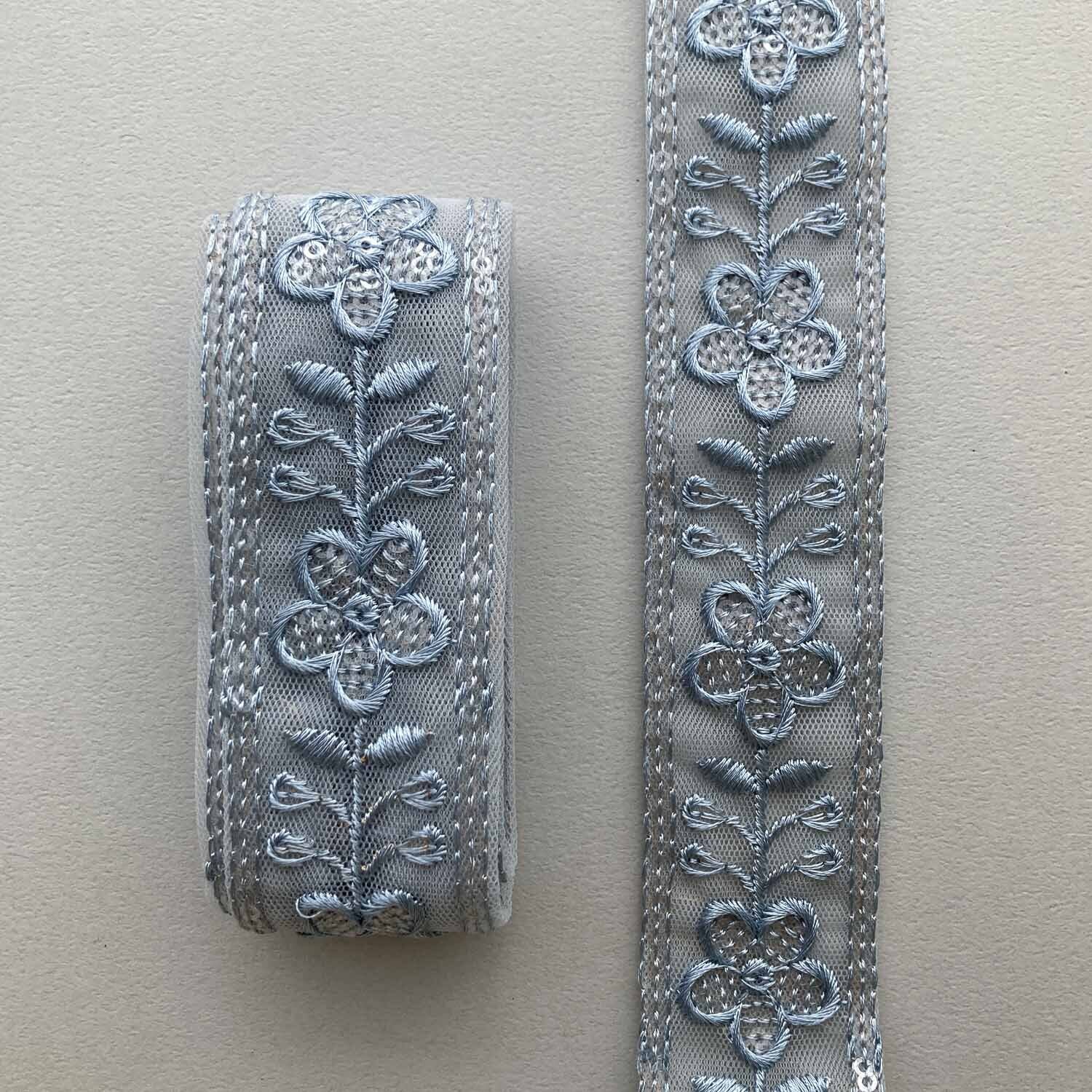 シンプルお花と直線茎チュール単色刺繍リボン（1mカット） | Dua