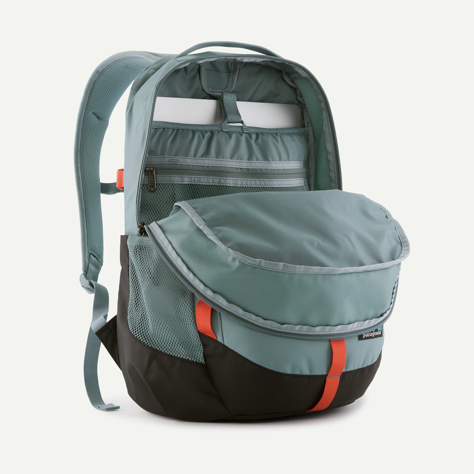 2026 NEW MODEL パタゴニア レフュジオ・デイパック 26L Blue Sage