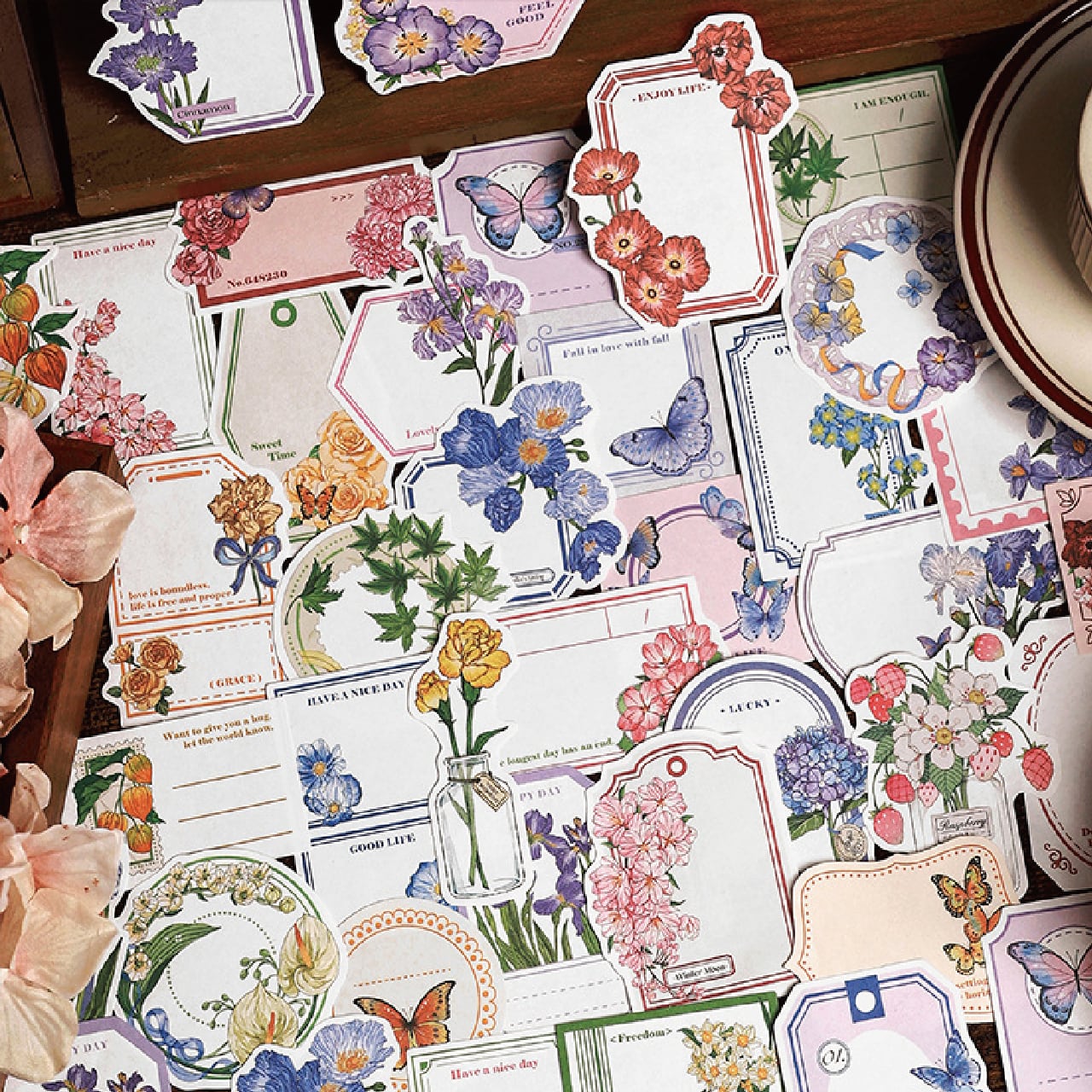 コラージュ素材 紙モノ バラメモ ② コラージュ素材 紙モノ バラメモ ②