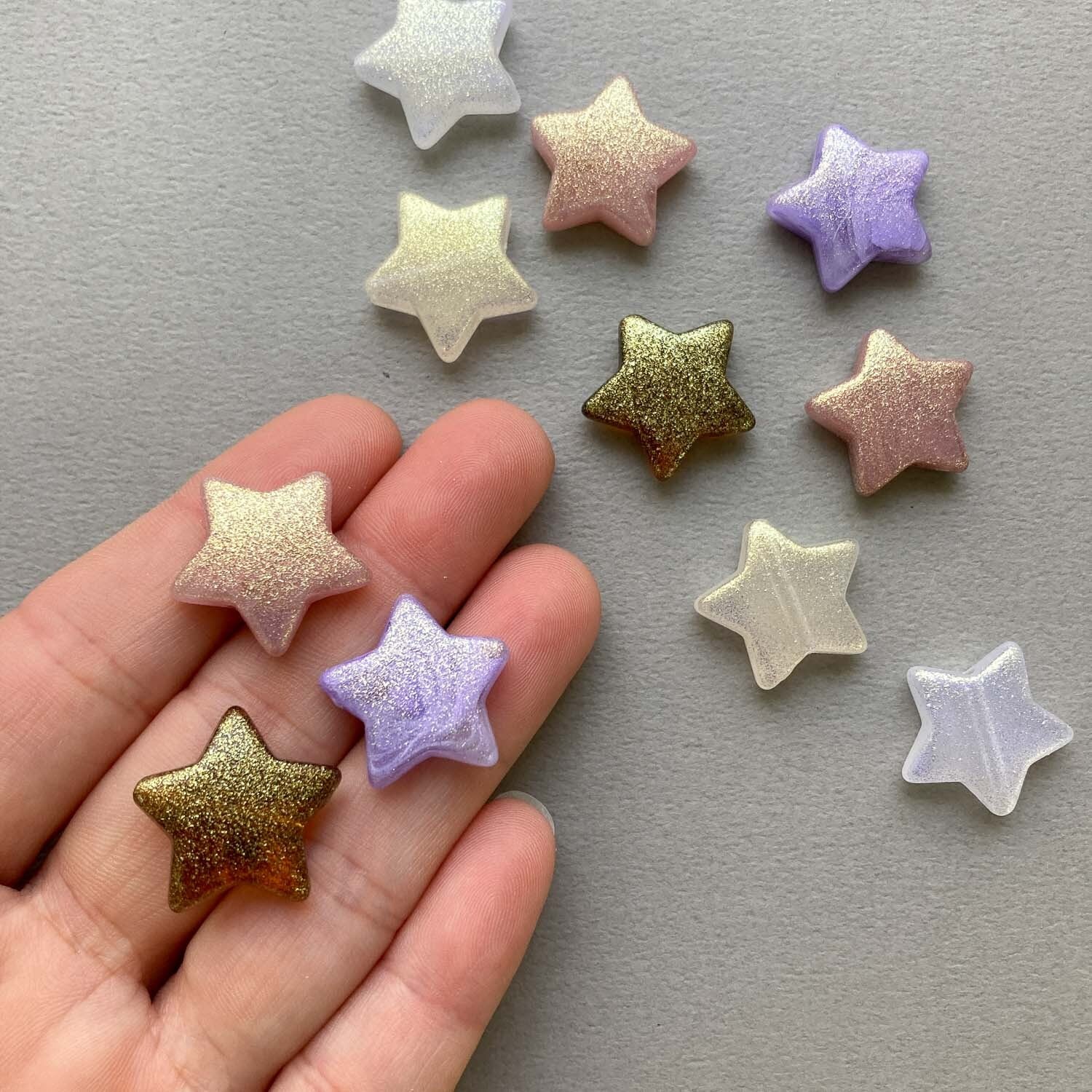 再入荷〉表面ザラザラゴールドラメ星ビーズ M（19mm） | Dua