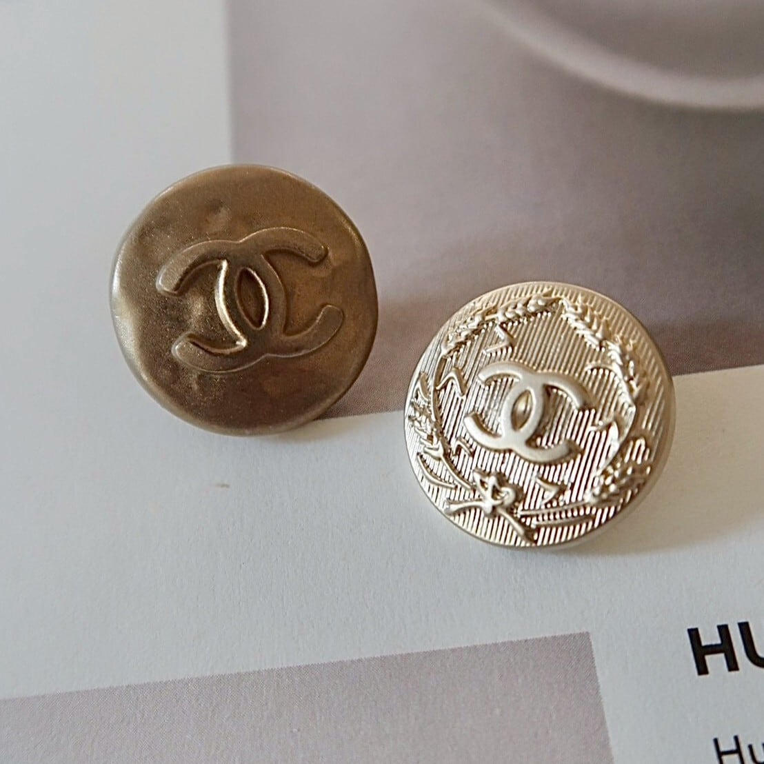 VINTAGE CHANEL BUTTON】アンティークゴールド ココマーク ボタン 16mm