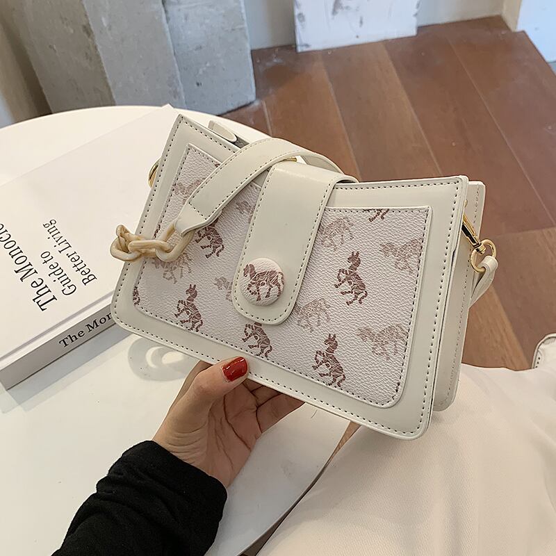 ワンショルダーアンダーアームスモールバッグウィメンズバッグ2020人気のトレンディなオールマッチメッセンジャーバッグネットレッドハンドバッグ 手作りハンドバック58889537879