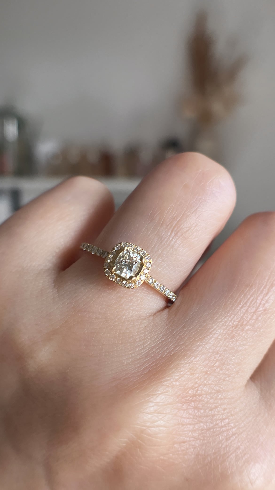 ダイヤモンド ヘイローリング 0.336 ct K18イエローゴールド チェカ