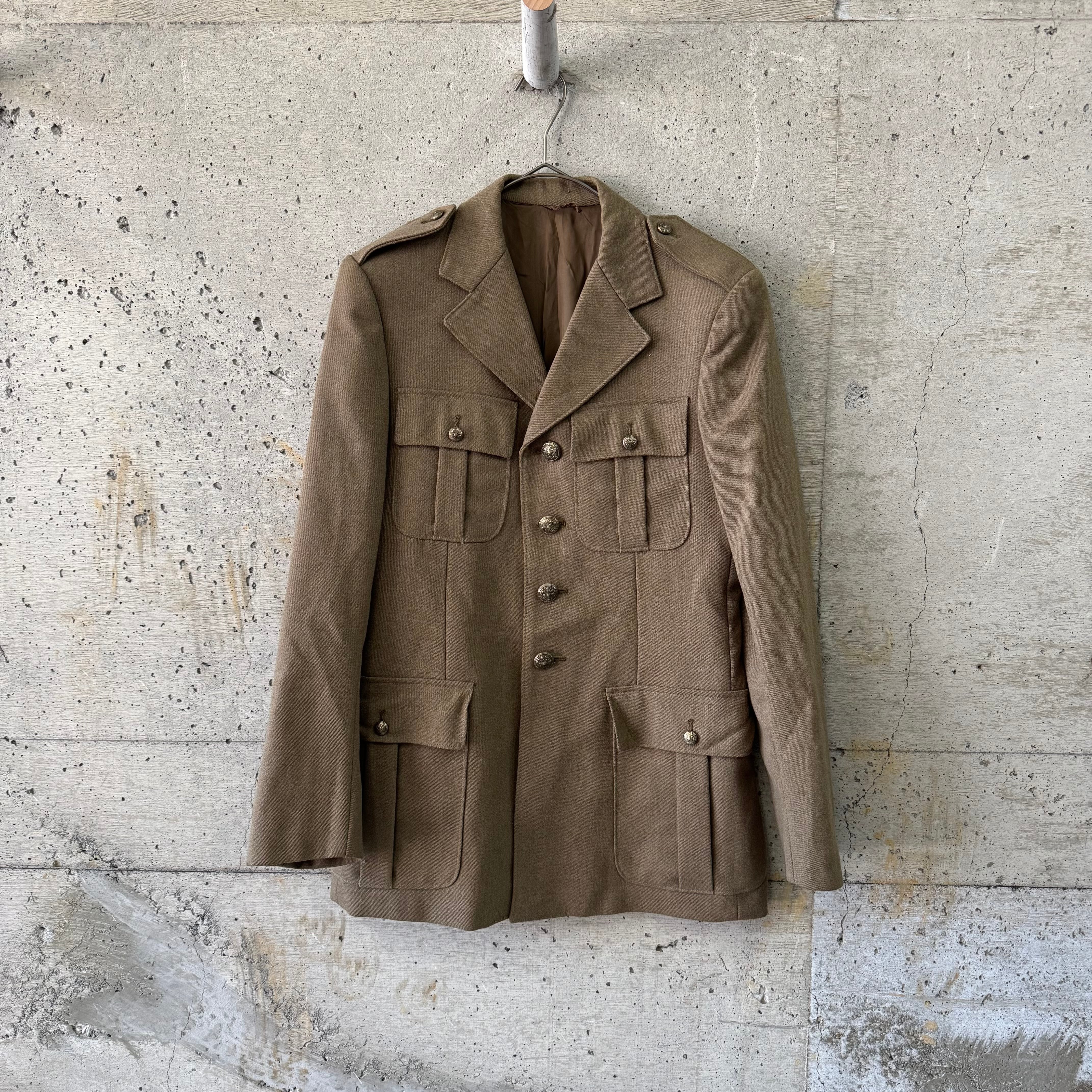 military dress jacket