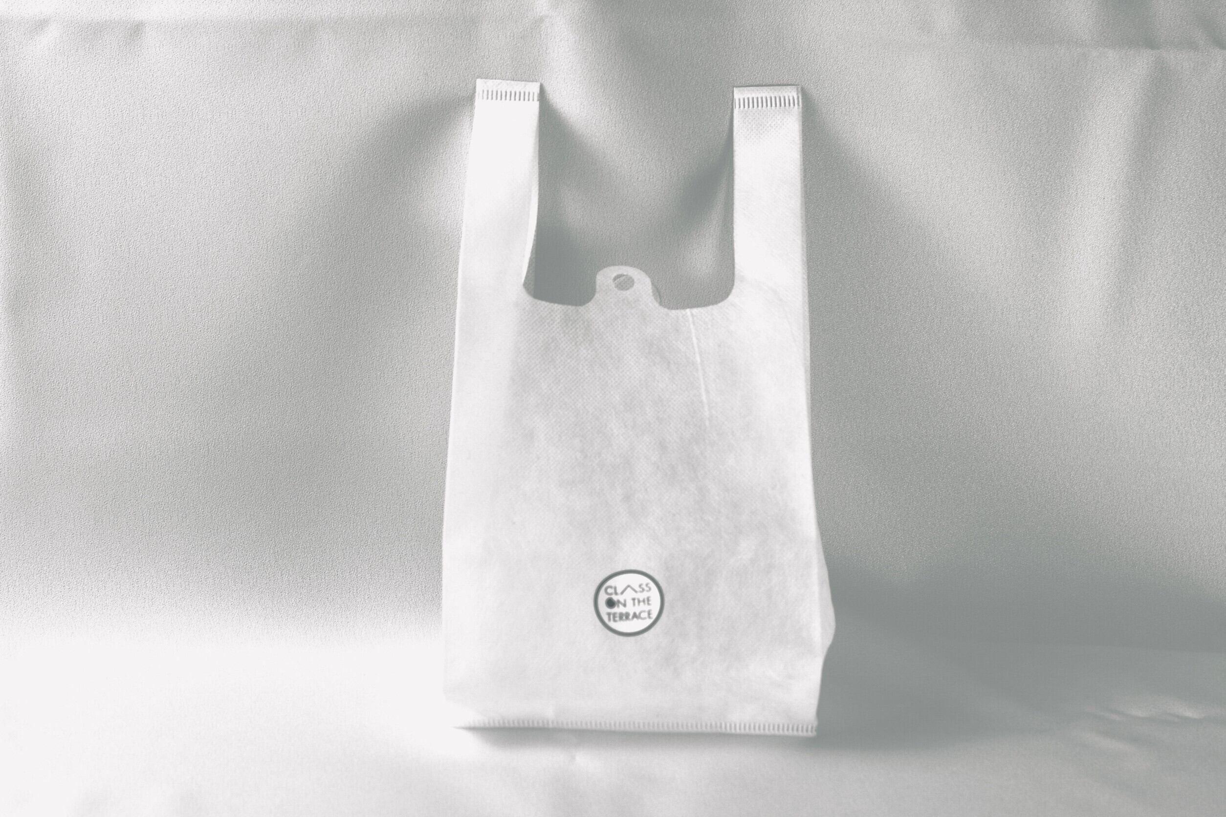 不織布手さげバッグ(1本〜4本可)