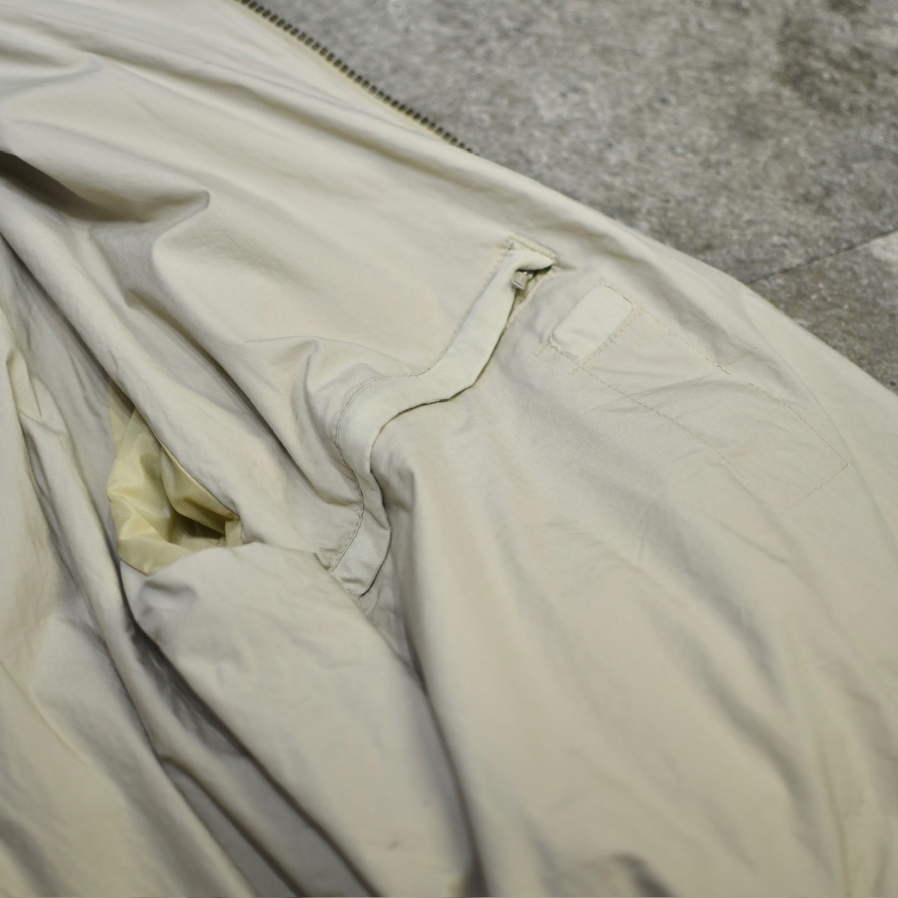weatherproof smooth blouson ivory