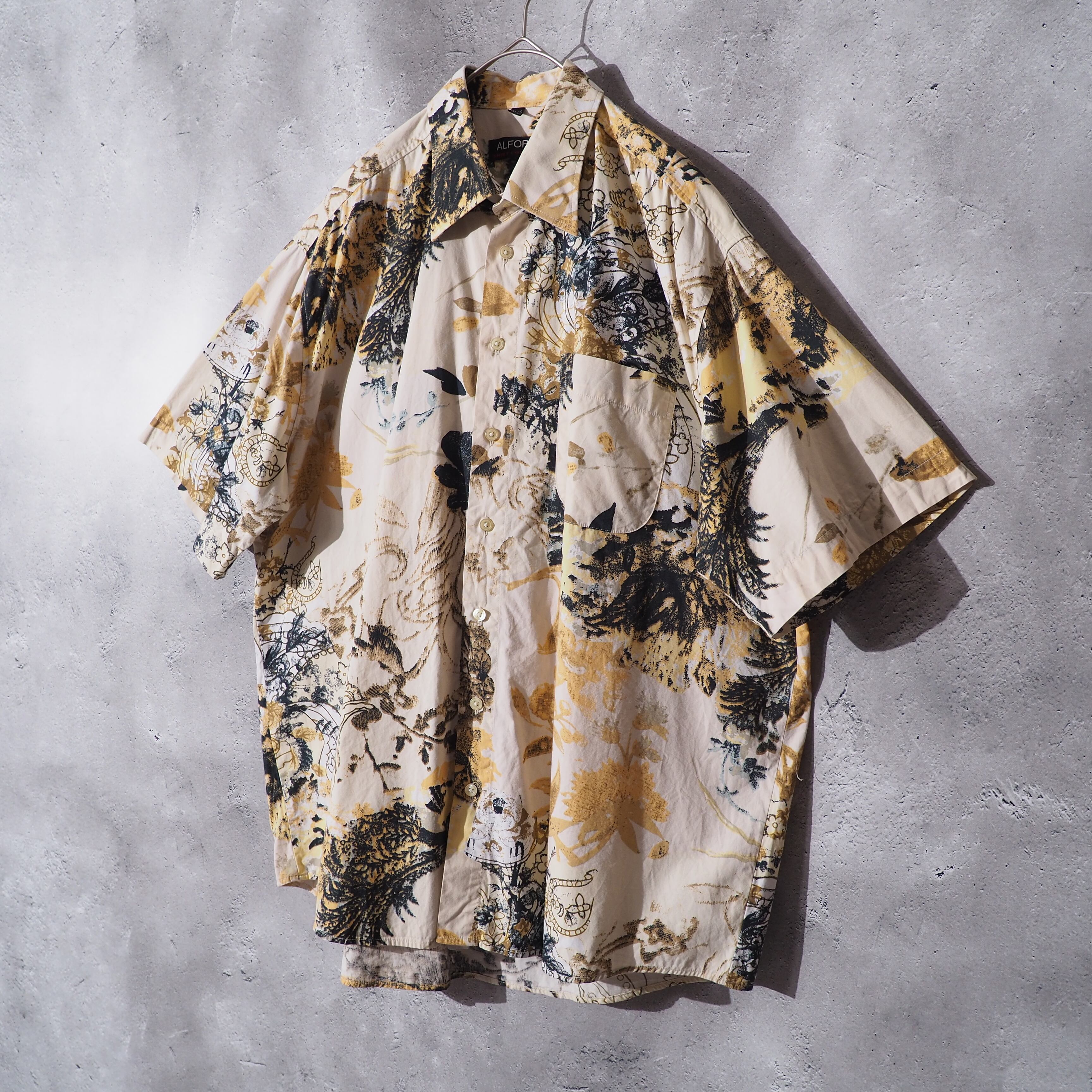 Modern retro flower printed pail tone cotton loose shirt