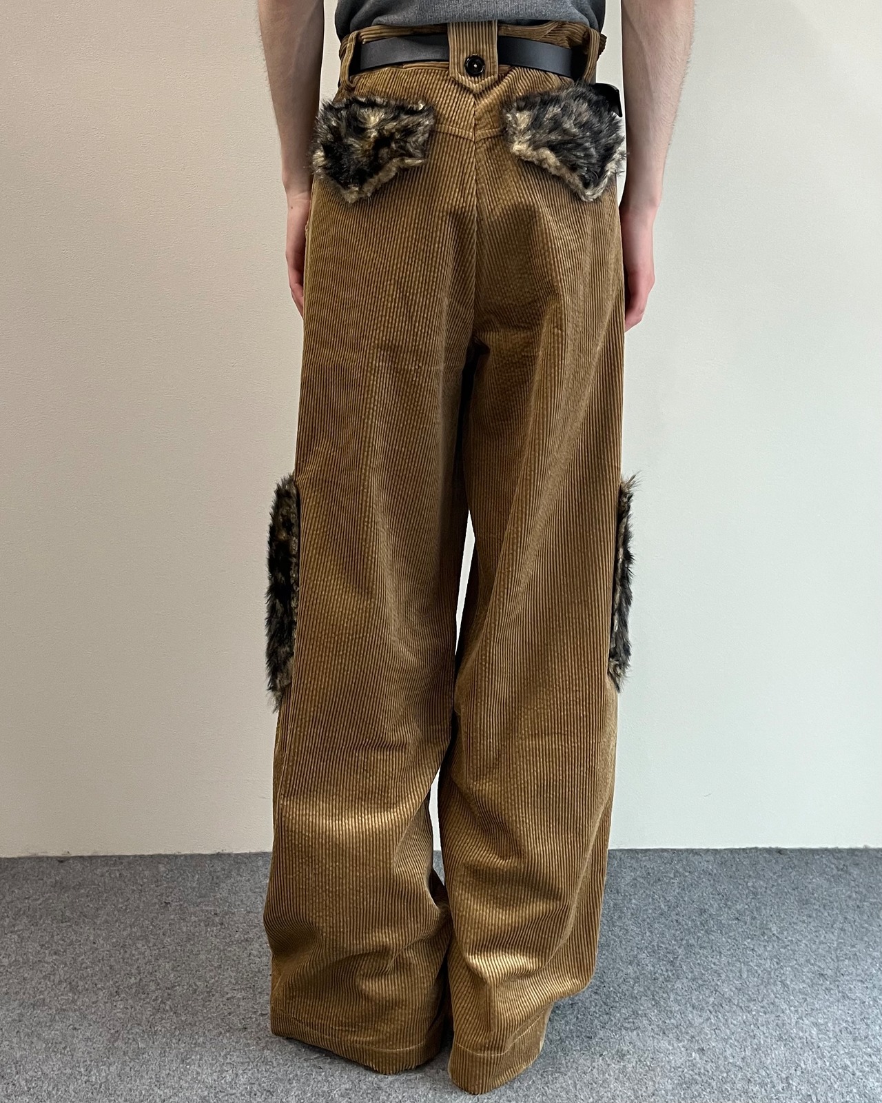 【26/AW Oscar Ouyang】Brown corduroy cargo trousers