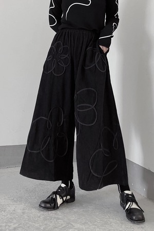Embroidery corduroy wide pants