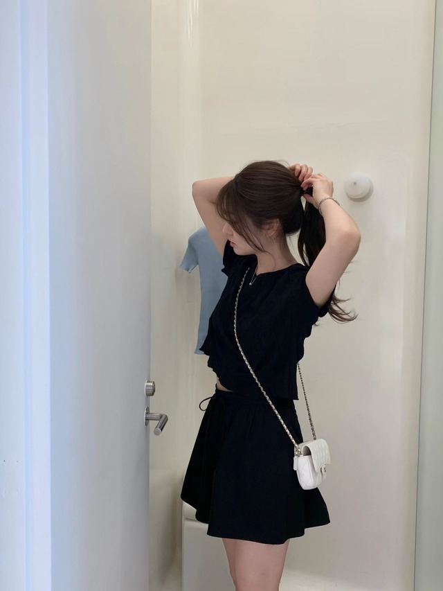 (OUNCE) chloe half tee / 2color