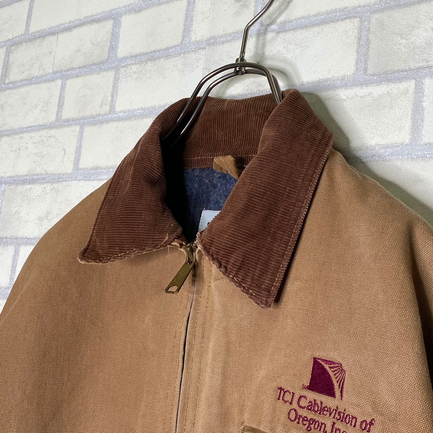 Carhartt デトロイトジャケット L 刺繍入り ブランドタグ 襟 