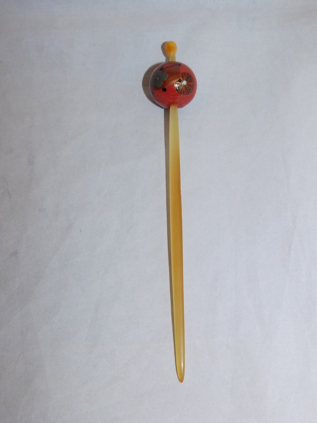 バチ型簪(プラスチック)plastic work ornamental hair pin((No24)