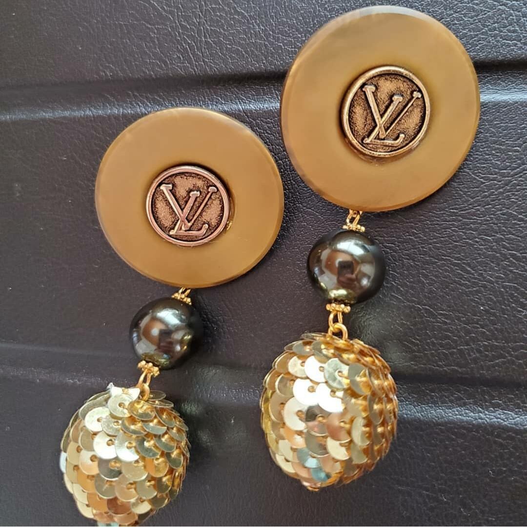 鉤レア↑ スチームパンクでゴシックな連打フックボタンのフローラル柄ジャケット 鉤レア↑ スチームパンクでゴシックな連打フックボタンのフローラル柄