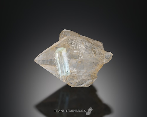 アクアマリン / クォーツ【Aquamarine with Quartz】パキスタン産