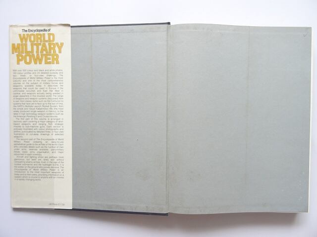 洋書◇世界軍事力大図鑑 本 ミリタリー 銃 戦車 ミサイル 陸軍 | 洋書堂