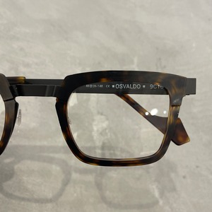 OSVALDO　color：9C16