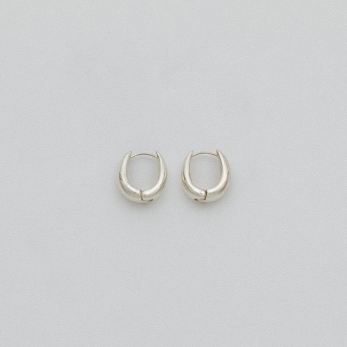 Round shape pierce medium Silver