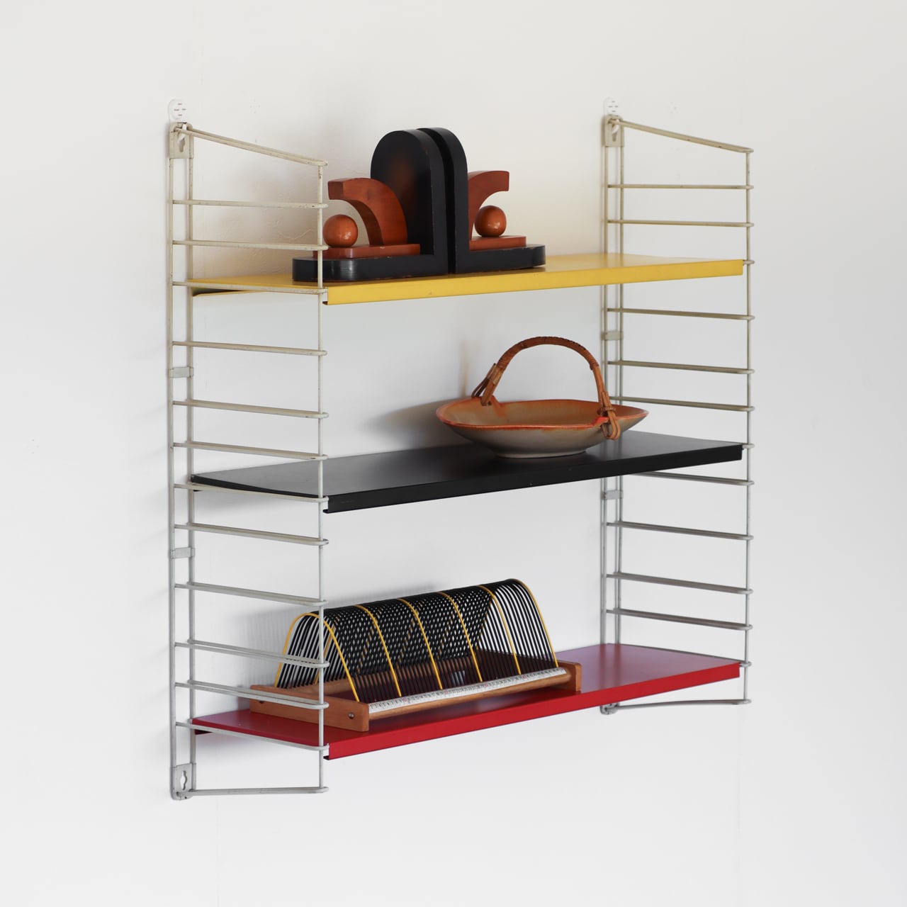 TOMADO WALL SHELF | Adrian Dekker | 1960s | vintage shop AM/PM