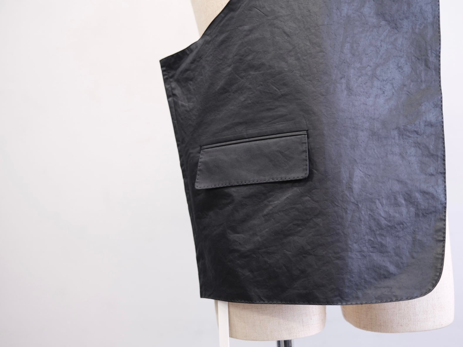 REVERBERATE” BAG VEST” | Lapel online store
