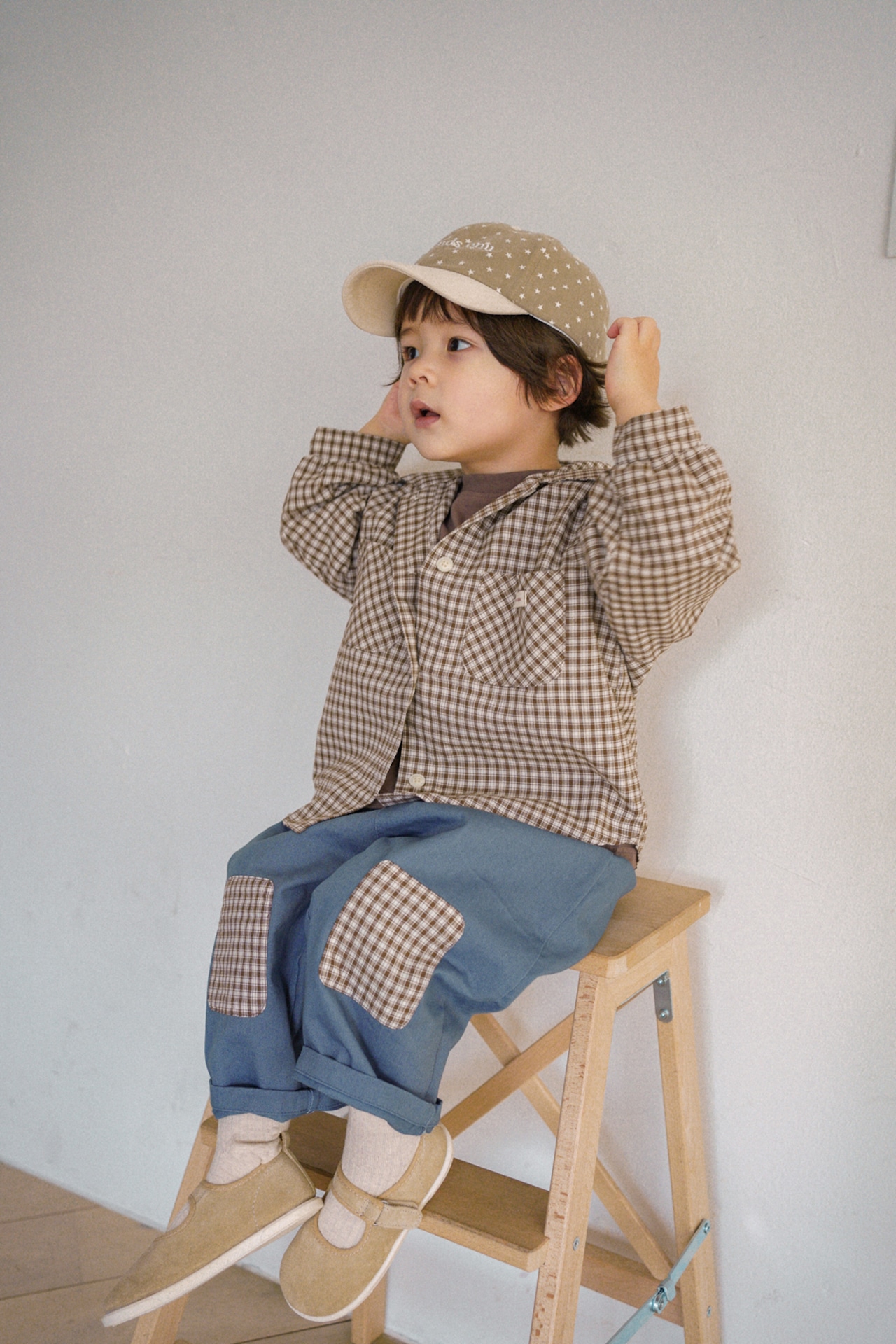 ONU 26/SS Lettering Short-Sleeve T-Shirt