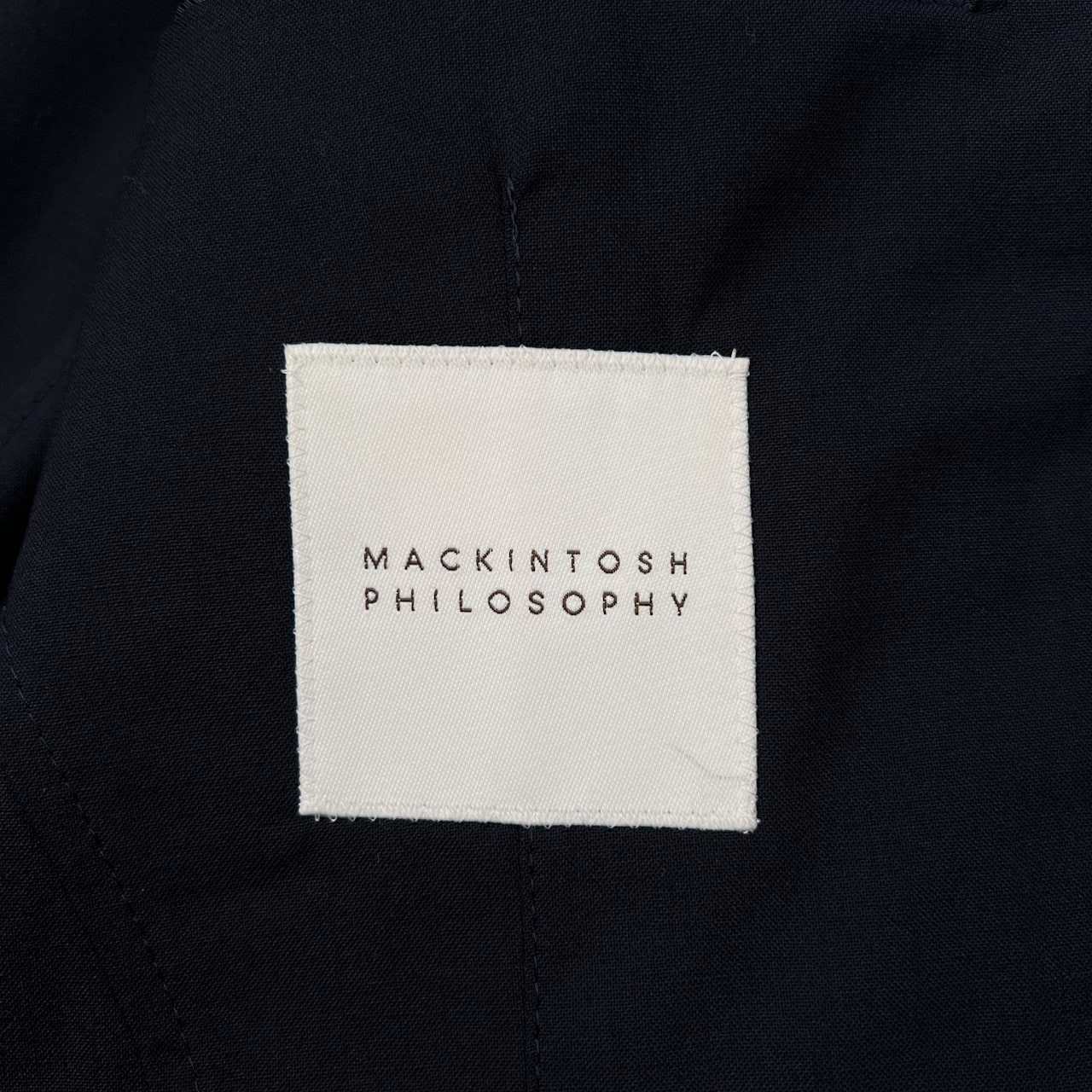 美品 MACKINTOSH PHILOSOPHY マッキントッシュフィロソフィー TROTTER 2B テーラード ジャケット ブレザー サイズ 38R /メンズ/ネイビー