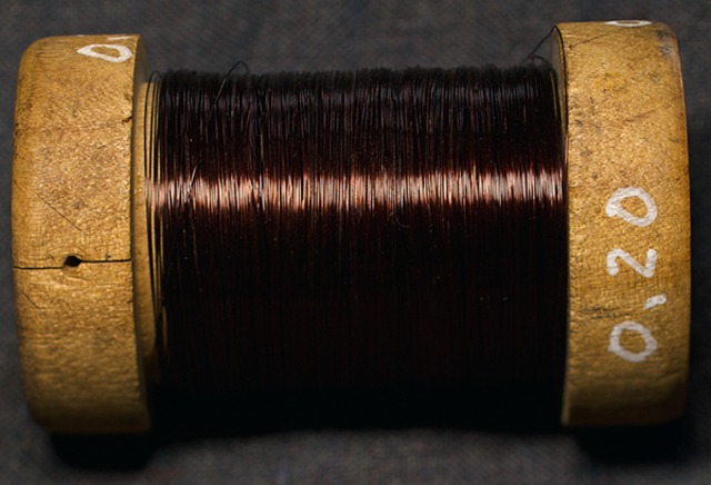 AWG32（約0.20mm）USA製 エナメル銅線・上質音エナメルワイヤー 角の尖らない良い音（１m単位）