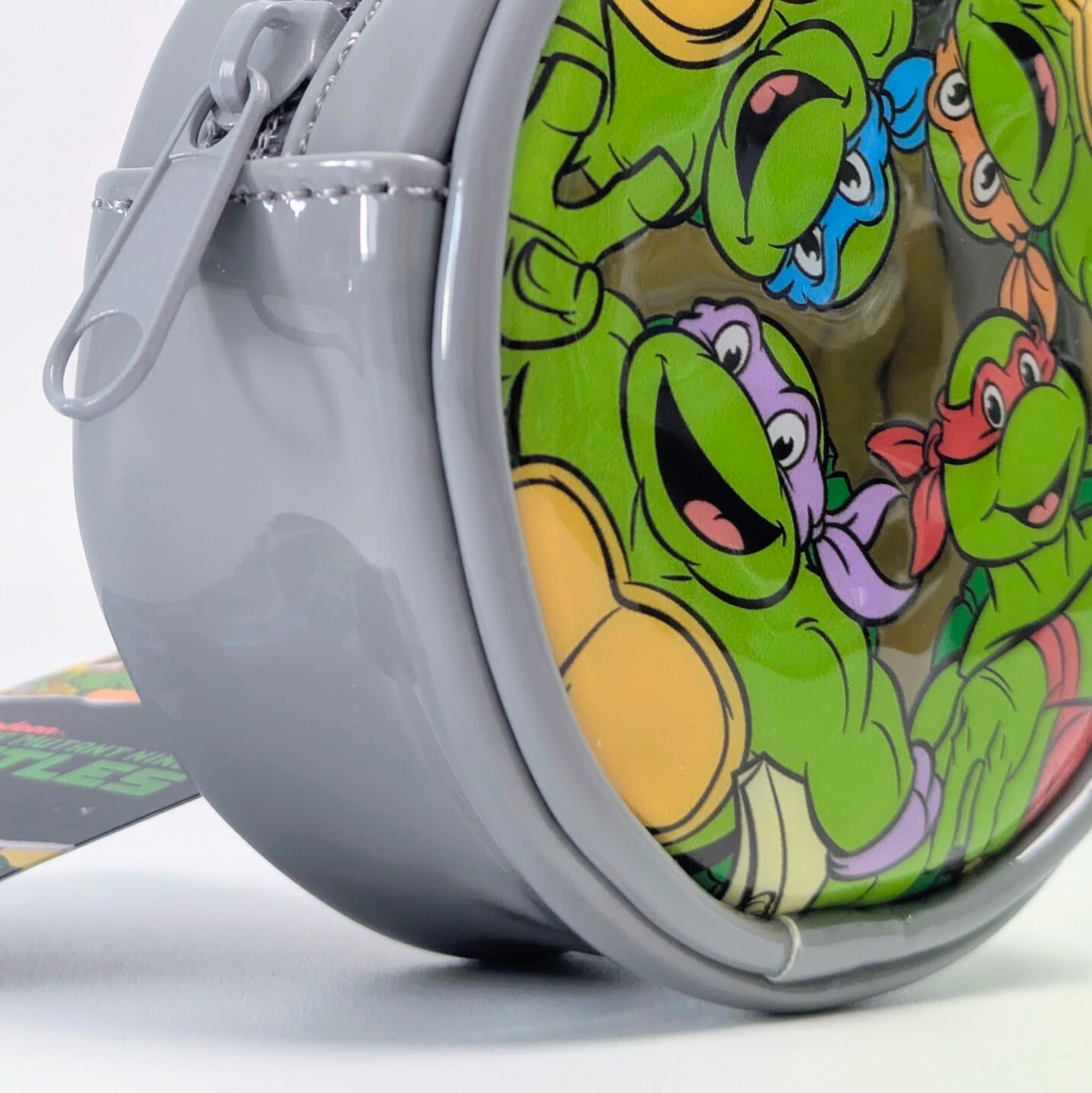 ⚡️海外限定‼️⚡️【 Teenage Mutant Ninja Turtles( ティーンエイジ・ミュータント・ニンジャ・タートルズ ) 】TMNT カラビナ CLEAR POUCH ( カラビナクリアポーチ ) カラビナキーホルダー / 小物入れ / コスメポーチ 〚アメリカン雑貨 アメトイ〛