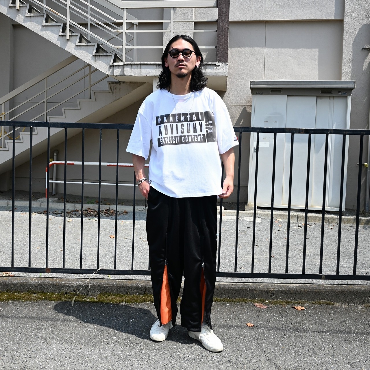 Leh / ADVISORY Big Size Slit T-SH