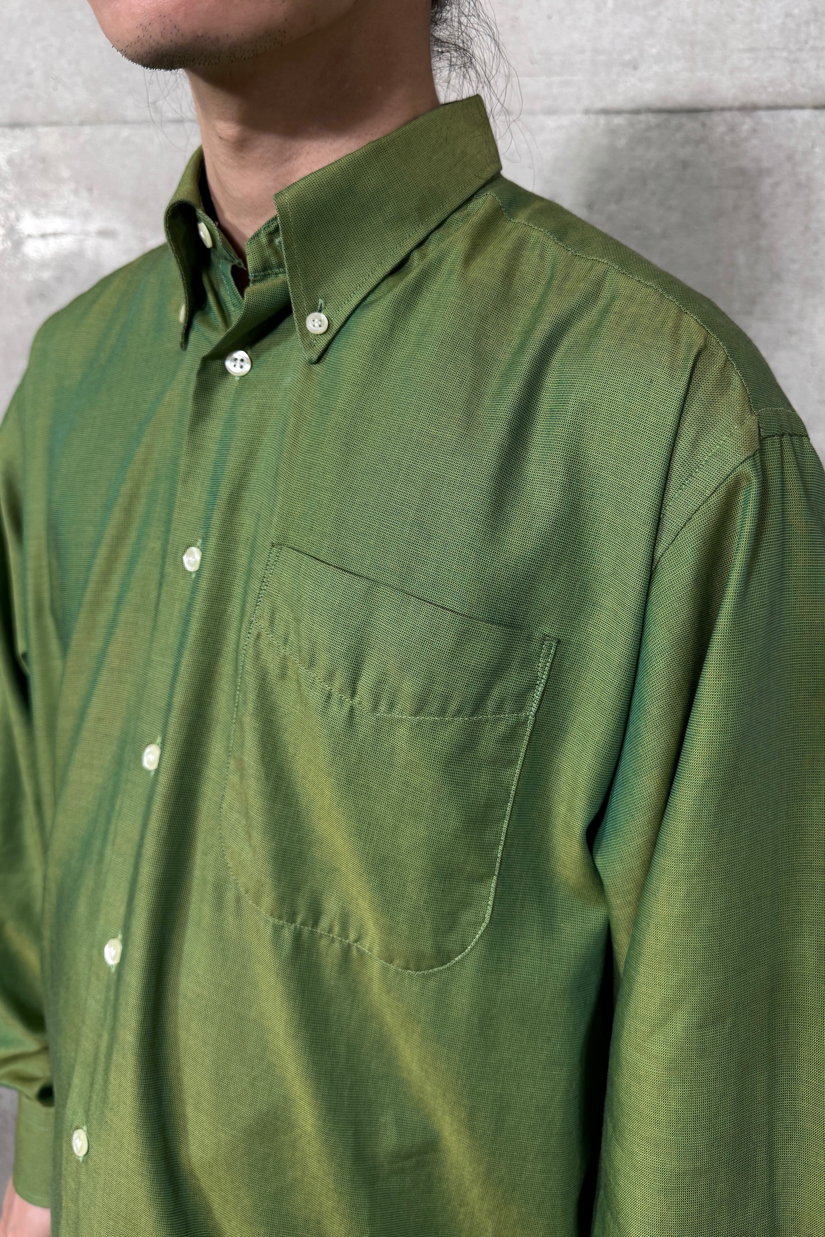 "UK MARAK&SPENCER" shiny shirt