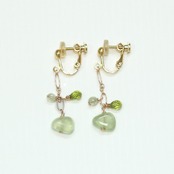 小粒な天然石ピアス！プレナイト×ペリドットピアス mm1192