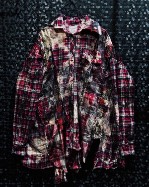 【ÆIEM】vivid notes “PLAID DECAY” multiple docking distressed asymmetry oversized shirt