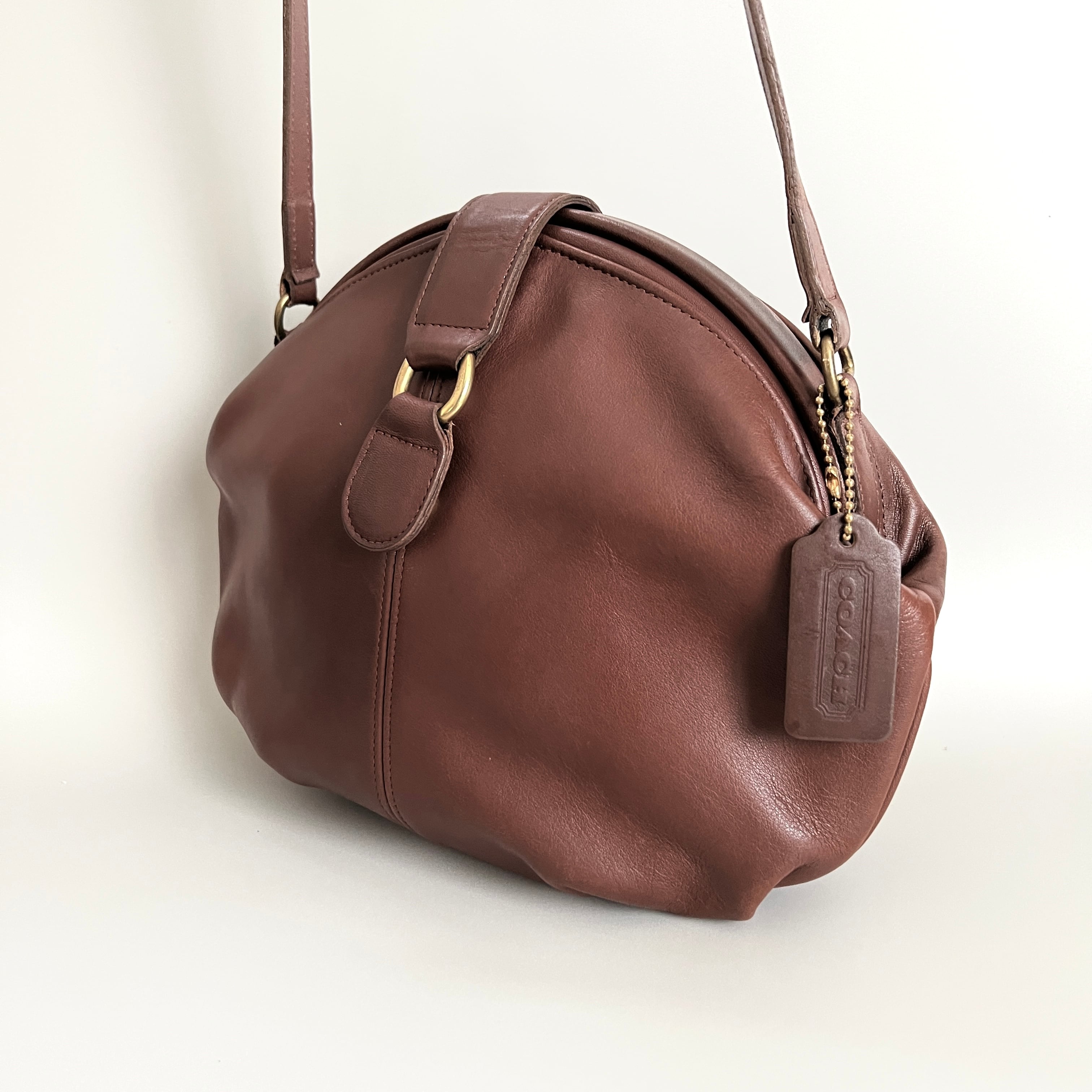 オールドコーチ 4112 ローレル がま口 ショルダーバッグ ヴィンテージ 希少 オールドコーチ 4112 ローレル がま口 ショルダーバッグ ヴィンテージ 希少