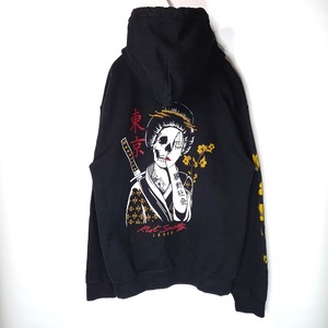 RIOT SOCIETY　スウェット　プルオーバーパーカー　スカルプリント　S