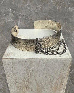 "gunda" CUFF BANGLE