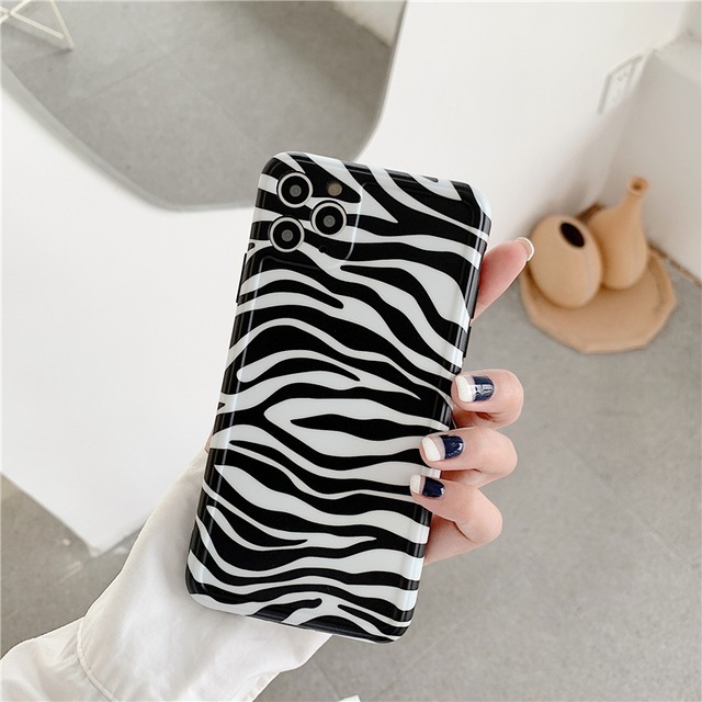 【韓国通販 dgo】iPhone protective case "zebra"（A0235）