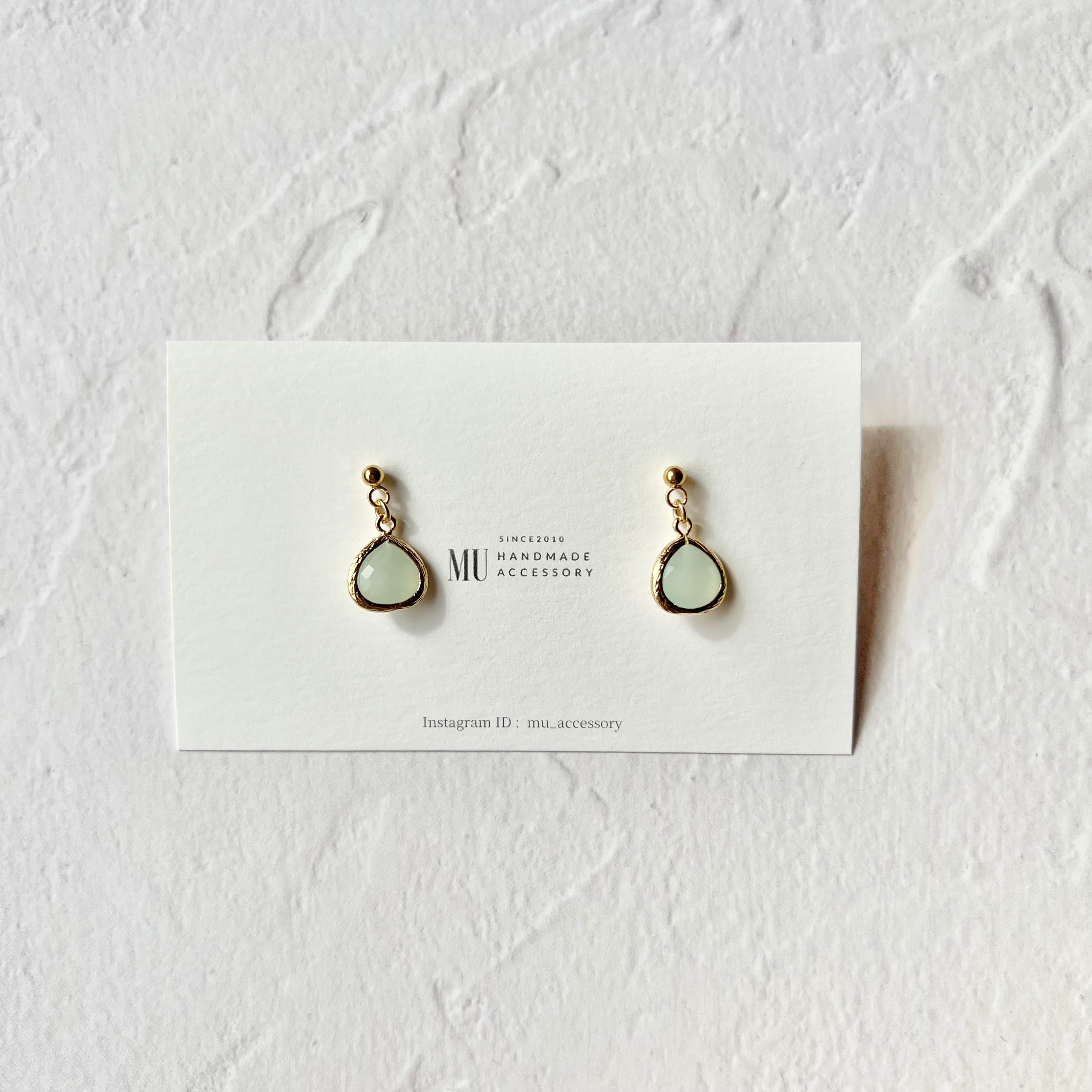 TVドラマ着用//マロンガラスピアス サージカルステンレス/ イヤリング