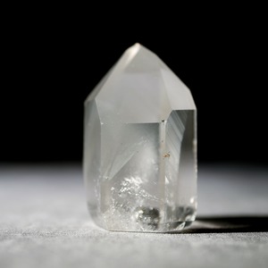 《outlet》ホワイトファントム クォーツ / タワー ポイント【1】