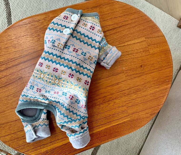 【SALE】 snowland all in one XS ~ 2XL 2color / 犬服 秋冬 新作 オールインワン 裏起毛 暖かい フリース ぽかぽか ロンパース ドッグウェア つなぎ 寒さ対策　b6