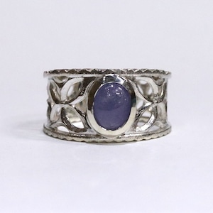 洋彫りリング タンザナイト