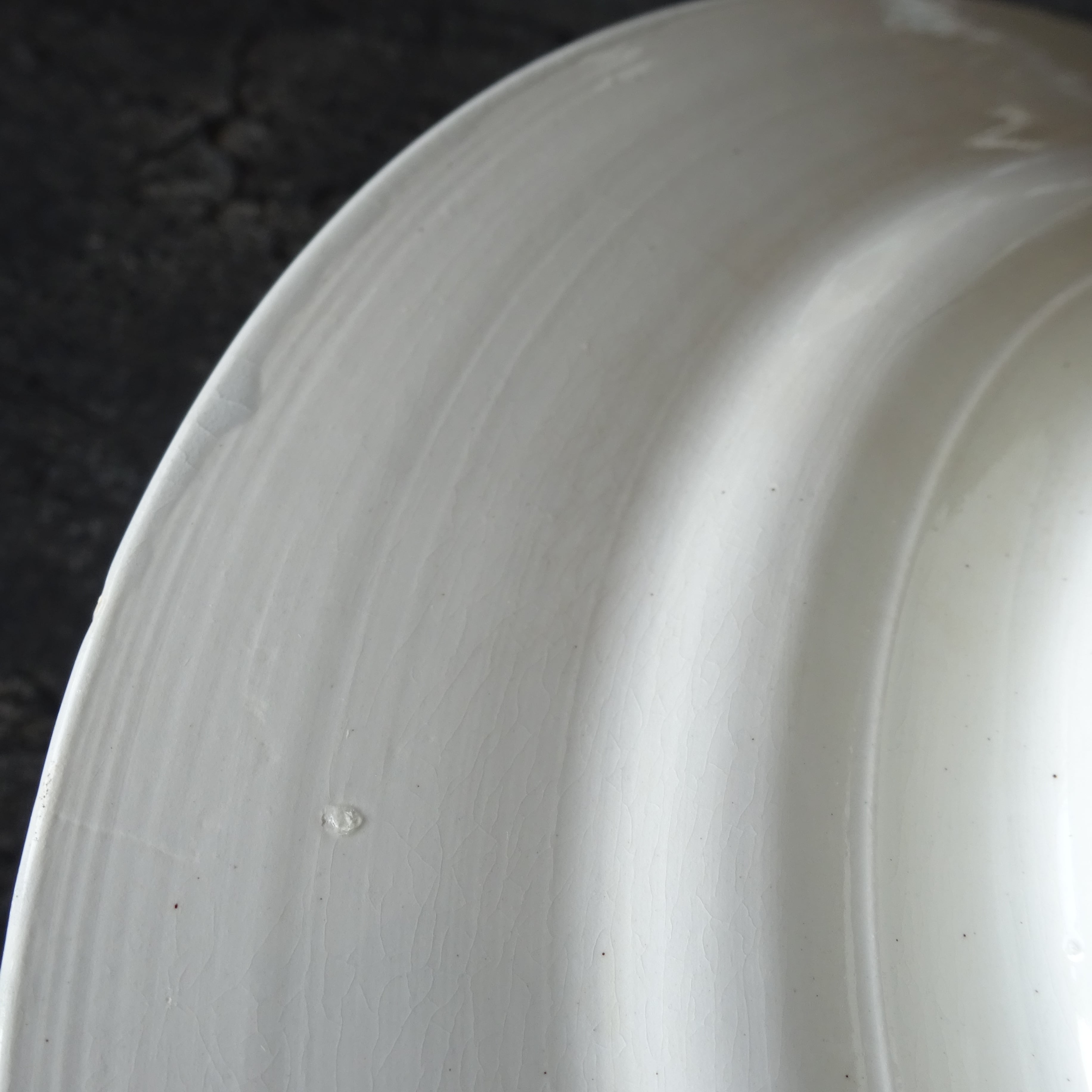 T.F. Badonviller  modèle《ROSES》Assiette à pied