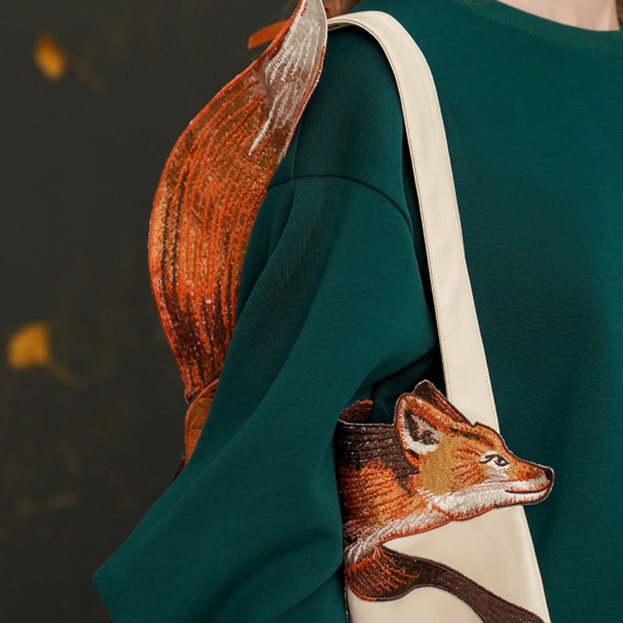 狐物語群〜悪狐の悪巧みバッグ〜M23235 | 奇妙な洋装雑貨店 Magica Bazaar