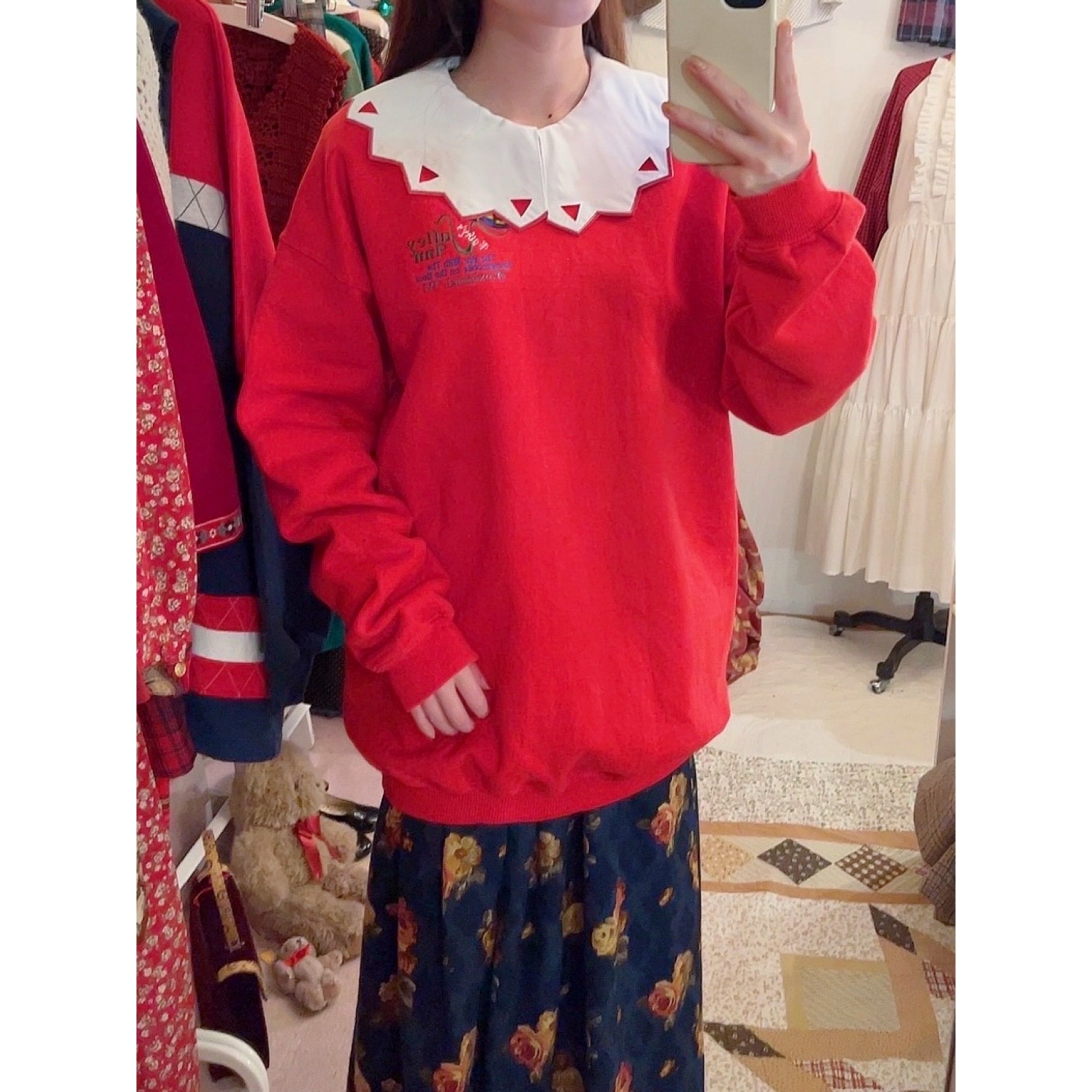 red heavy weight sweat