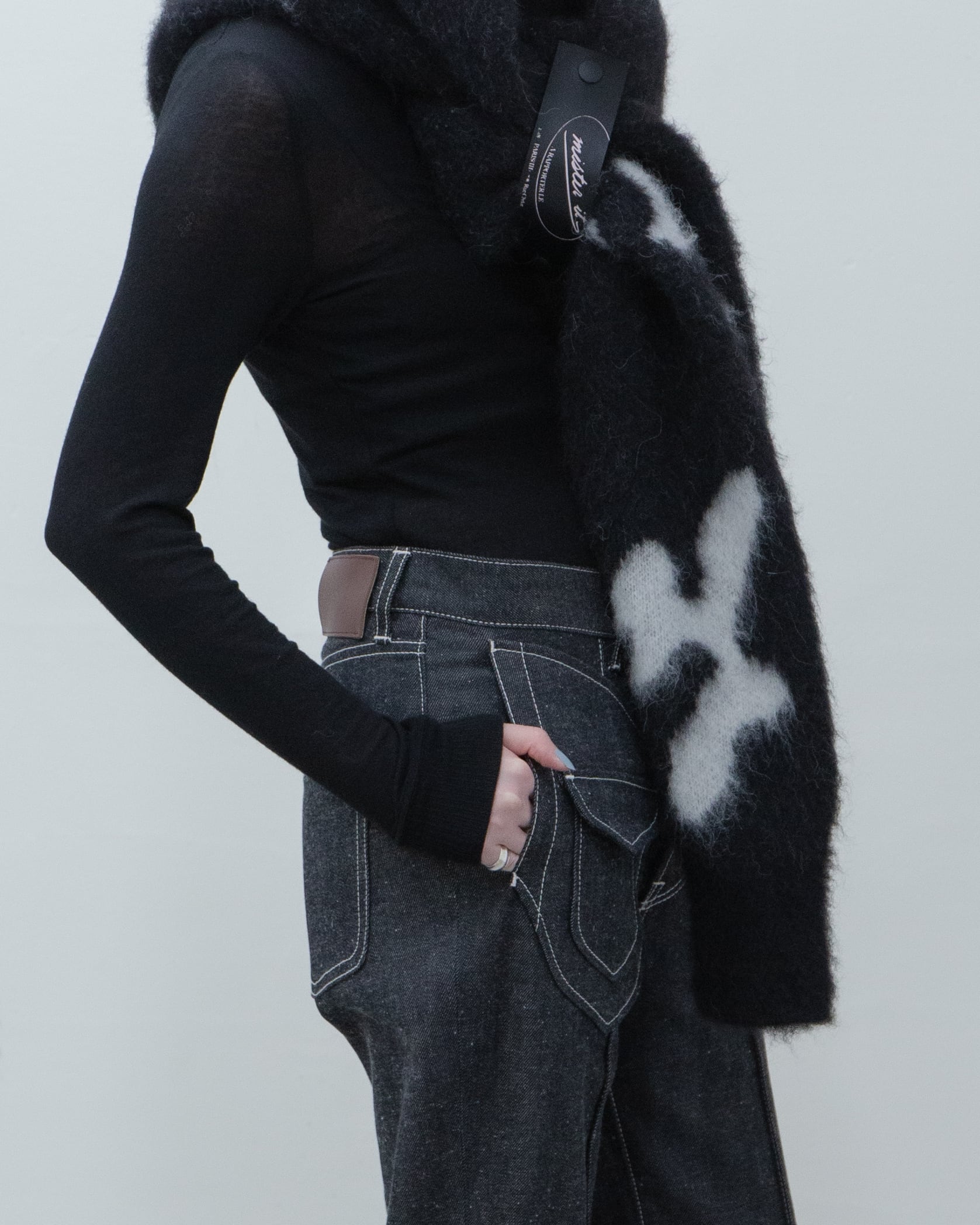 mister it. wednesday - Jean et moi / rigid denim trousers mister it. wednesday - Jean et moi / rigid denim trousers