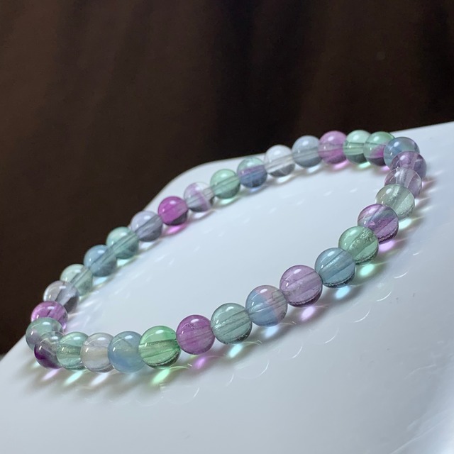 透明度高・フローライトブレスレット