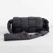 ボッテガヴェネタ パデッド テック カセット ショルダーバッグ ブラック ナイロン