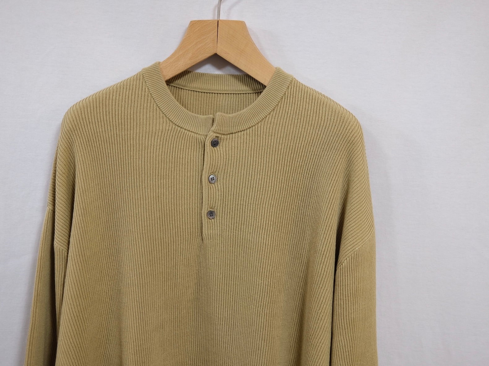 crepuscule”Aze Henry Neck L/S Yellow” | Lapel online store