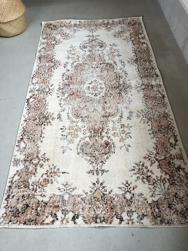 Turkish rug 209✕113cm No.413