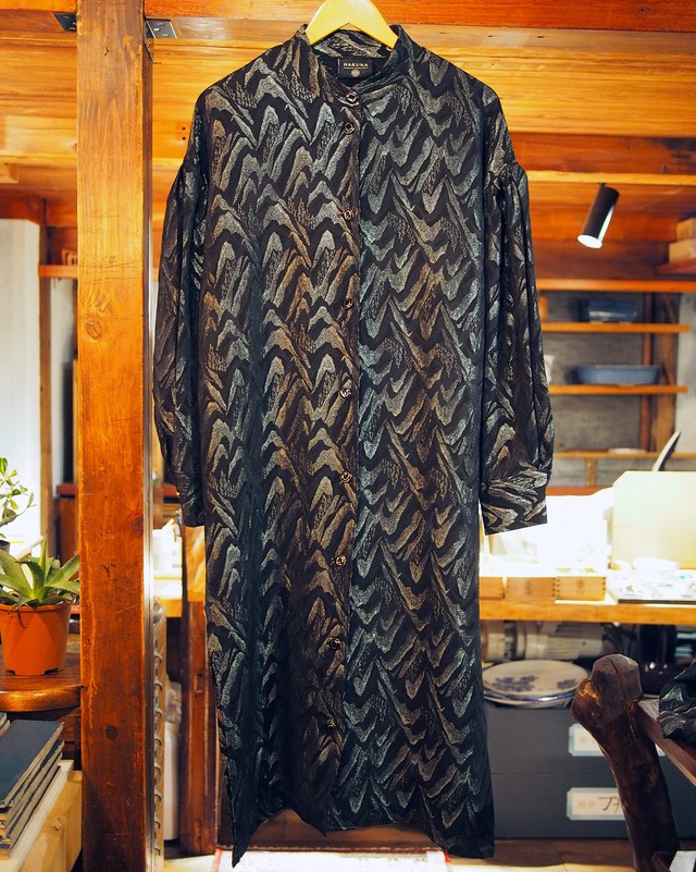 Modern volume sleeve dress/ ワンピース ロングガウン